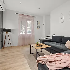  Apartman Rose